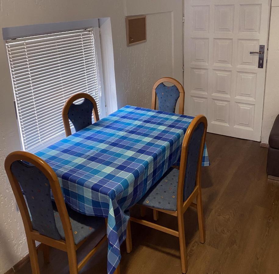 בלגרד Twin Studio Apartments Zemun מראה חיצוני תמונה